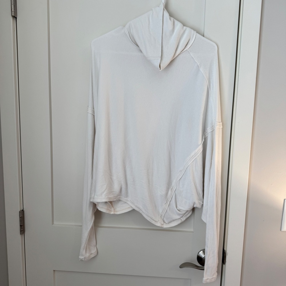 We The Free Free People‎ Ivory Ribbed Turtleneck Asymmetrical Hem Top XS Mens